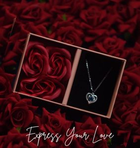 Necklets with gift box